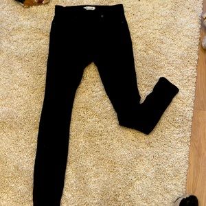 Madewell black skinny 9”